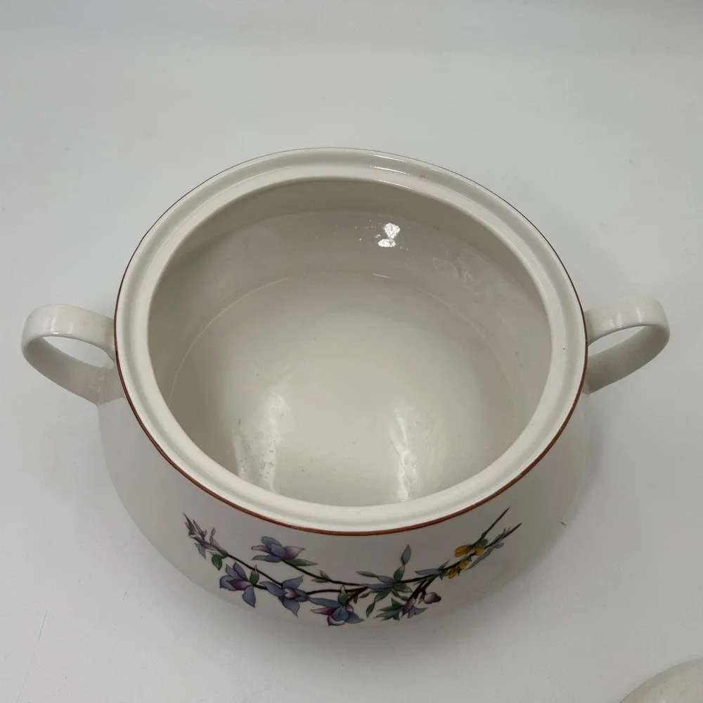 Woodhill Casserole Dish with Lid White Floral Ceramic Serving Bowl Cottagecore